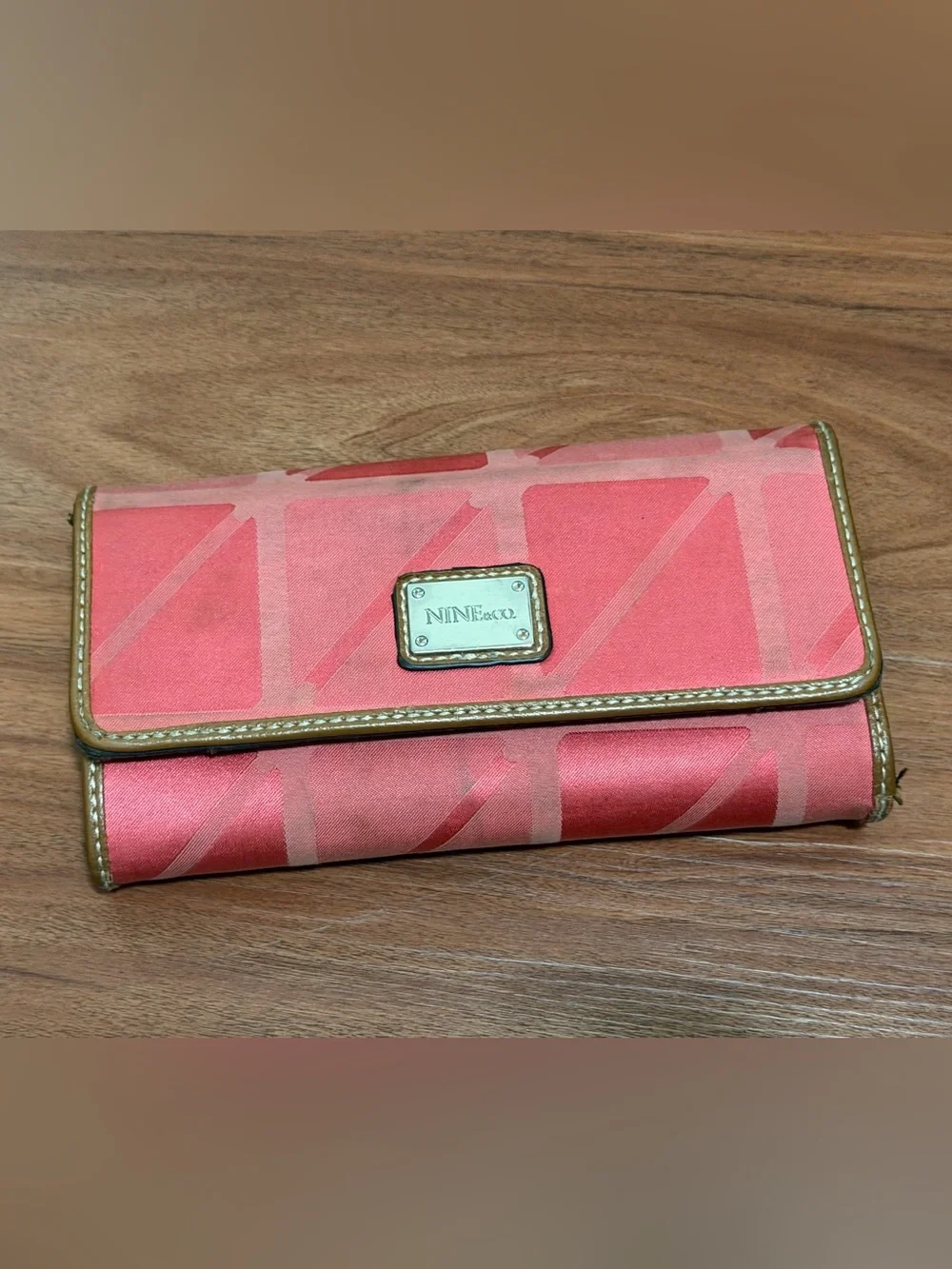 Nine & Co. Wallet